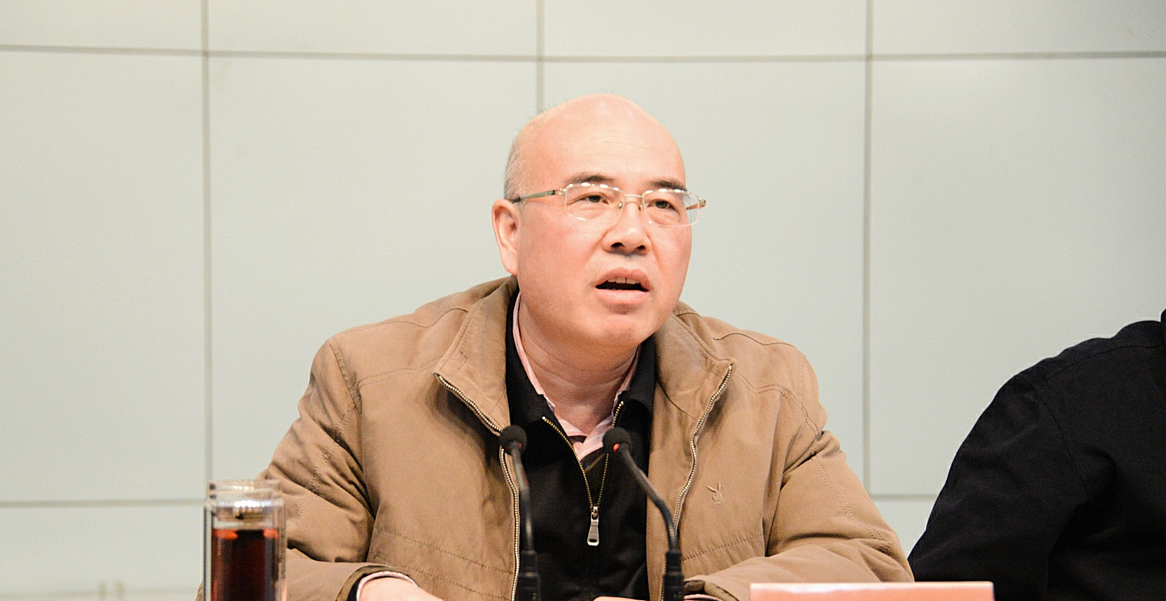 2015年度市纪委派驻纪检组长述职工作会议召开