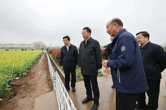正在加载....